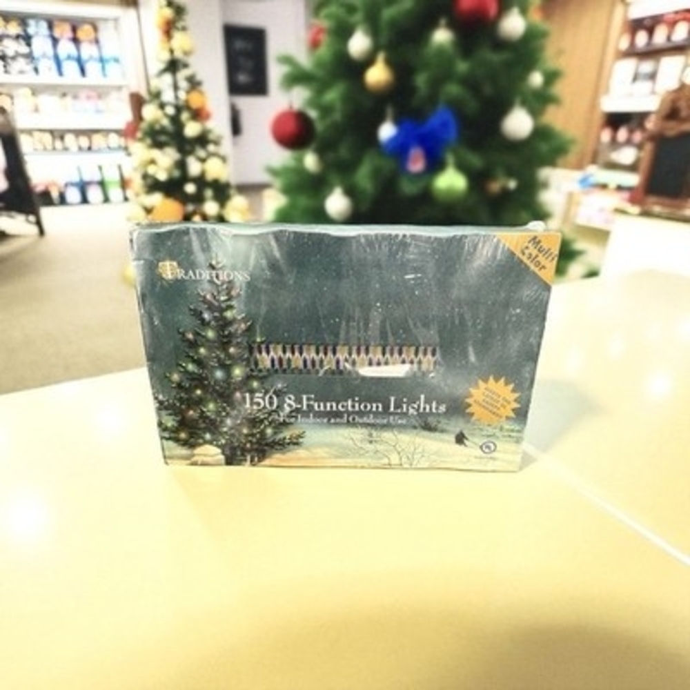 Traditions 150 8-Function Christmas Multicolor String Lights Indoor Outdoor NIB